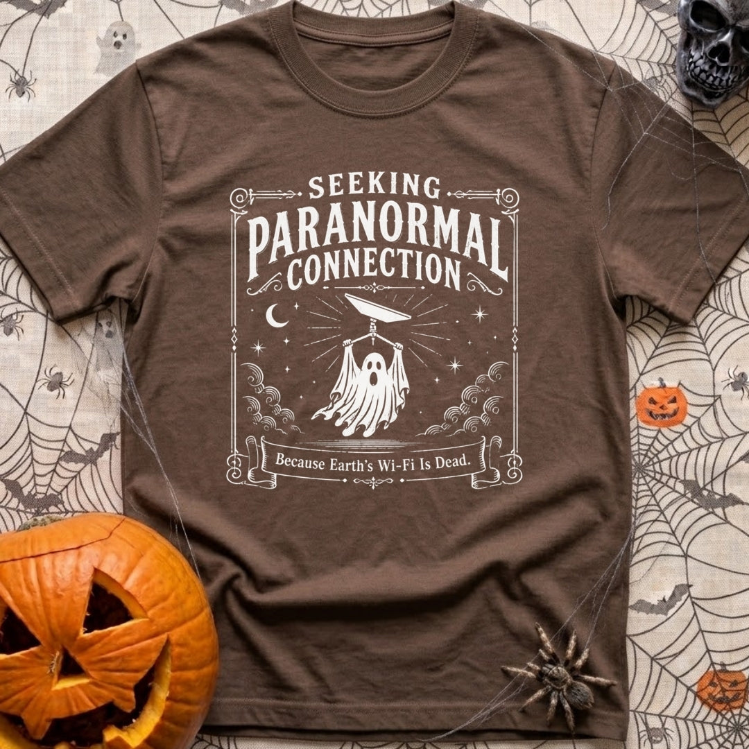 I Want To Connect - T-Shirt in Espresso - A vintage-style white line-art illustration of a ghost holding up a rectangular...