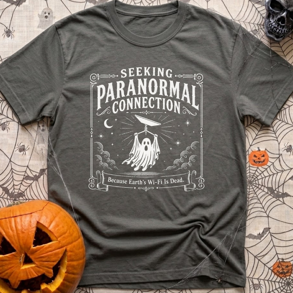I Want To Connect - T-Shirt in Pepper - A vintage-style white line-art illustration of a ghost holding up a rectangular...