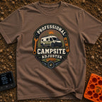 Pro Campsite Adjuster - T-Shirt in Espresso - A circular badge graphic showing a camper van parked in front of mountains,...