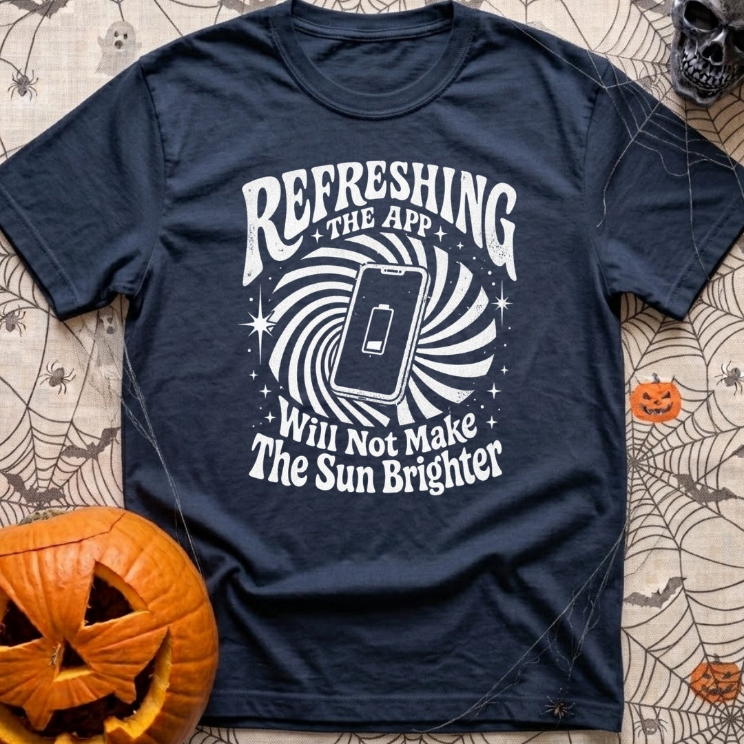 Solar Power Nap - T-Shirt in Navy - A white graphic featuring a smartphone displaying a battery icon in the center of a...