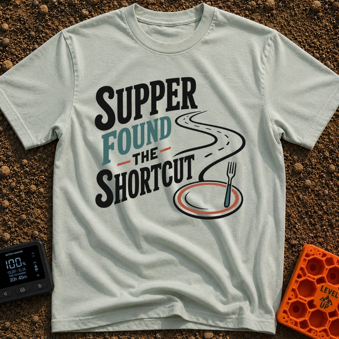Shortcut To Supper - T-Shirt in Bay - Text reading "SUPPER FOUND THE SHORTCUT" alongside a graphic of a winding road that...