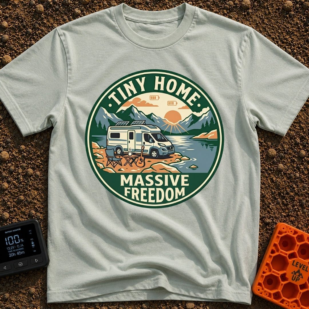 Tiny Home Massive Freedom - T-Shirt in Bay - A circular badge showing a white camper van with roof-mounted solar panels...